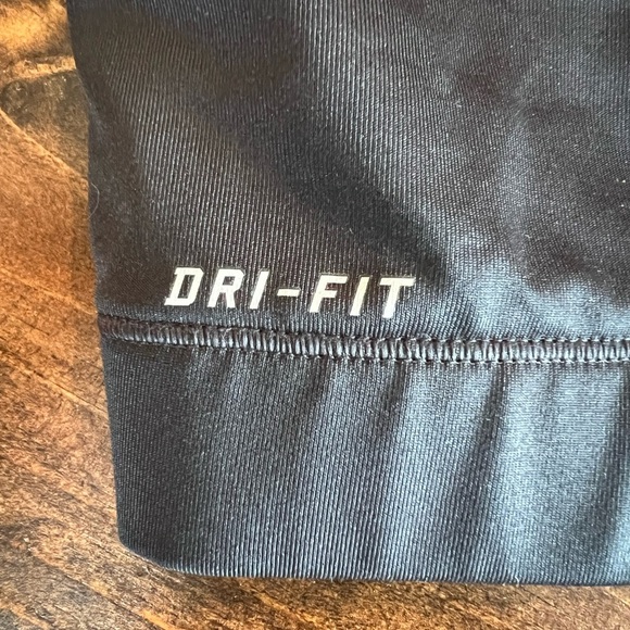 Nike Dri-Fit Atlanta Falcons Black Sports Bra with Logo, size medium, EUC - Picture 5 of 7